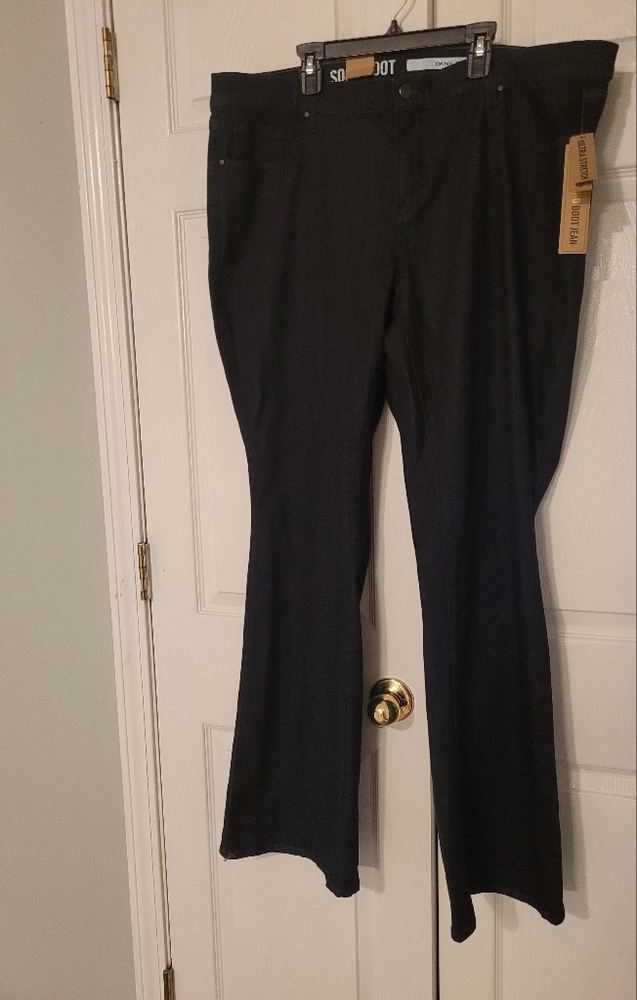 DKNY Jeans 20W New With Tags